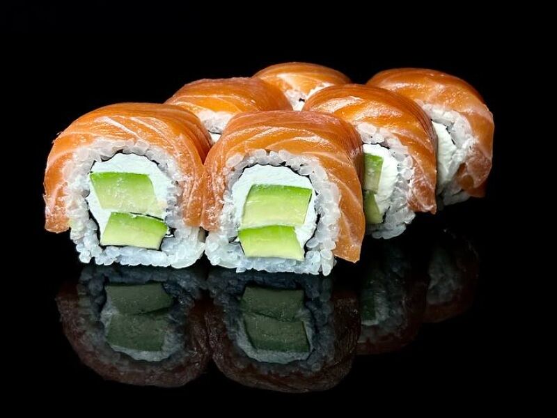 Филадельфия с авокадо (10 шт.) Филадельфия с авокадо (4 шт.)